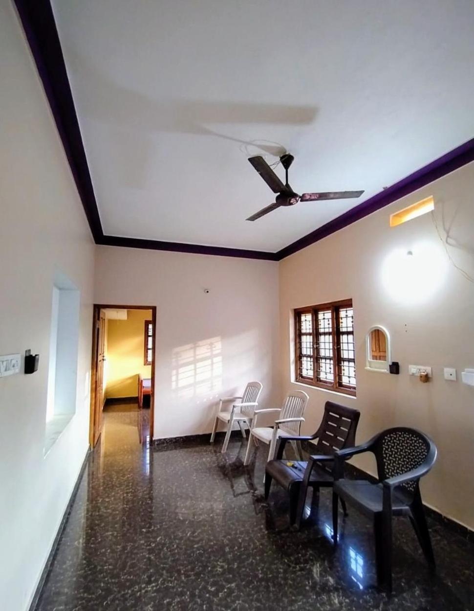 גוקרנה Amogha Homestay מראה חיצוני תמונה